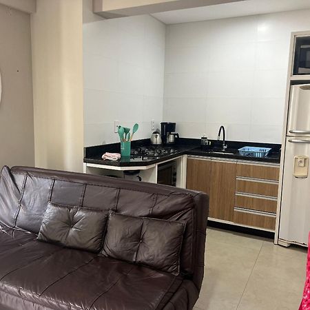 Residencial Tia Dilma Appartement Bombinhas Buitenkant foto