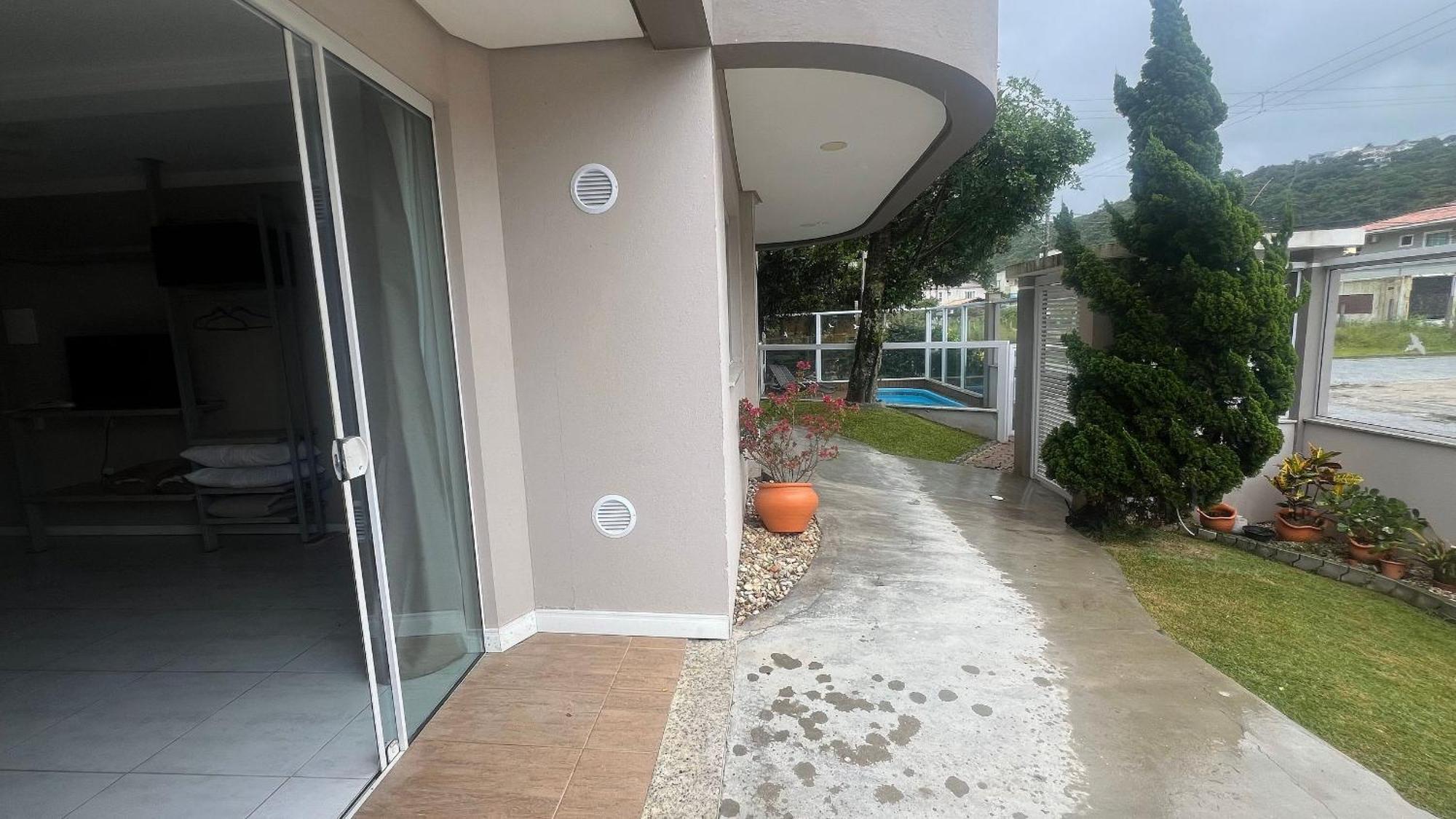 Residencial Tia Dilma Appartement Bombinhas Buitenkant foto